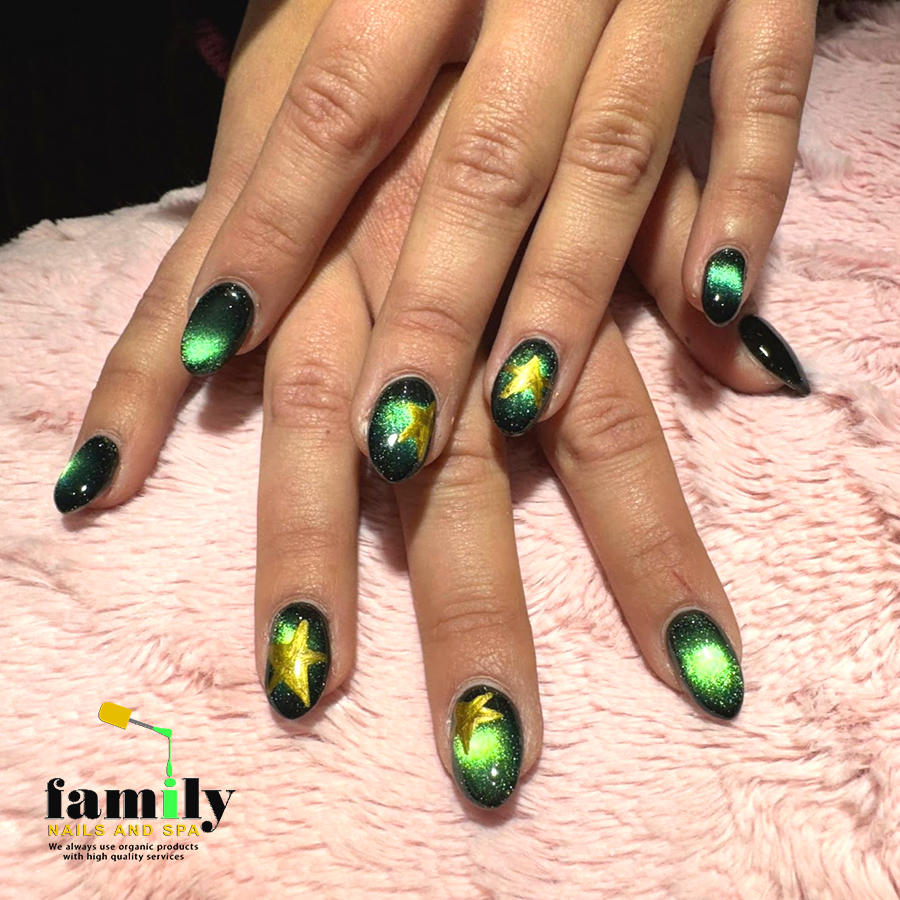 Family Nails & Spa | Christmas nail ideas
